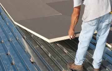 benefits of insulating Siadar Uarach flat roofing